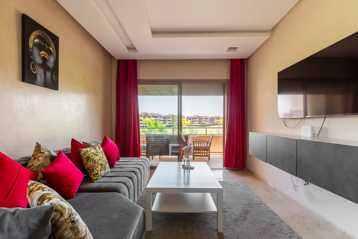 Appartement lumineux en résidence golfique