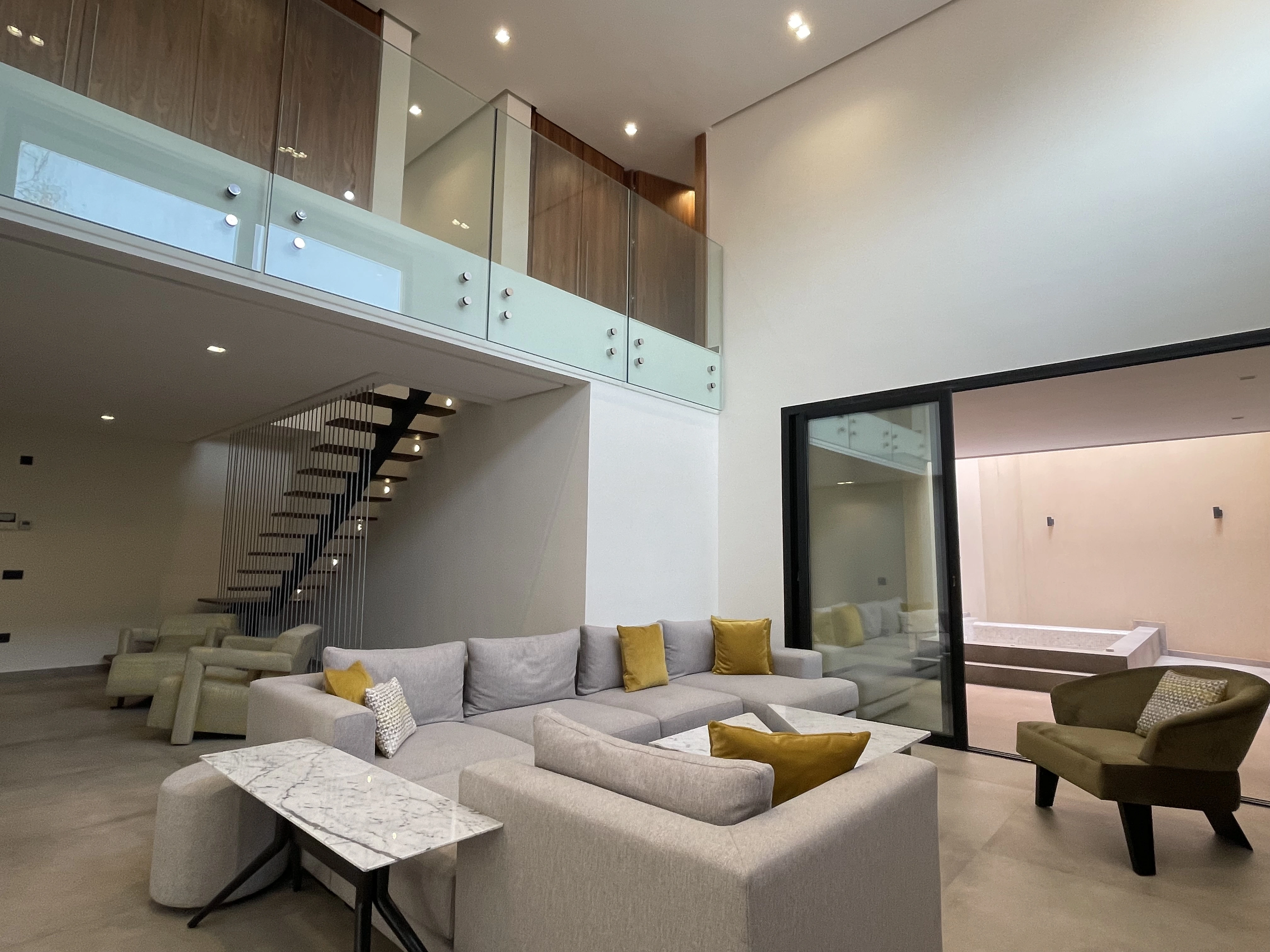 Duplex d’exception dans un immeuble de Haut standing