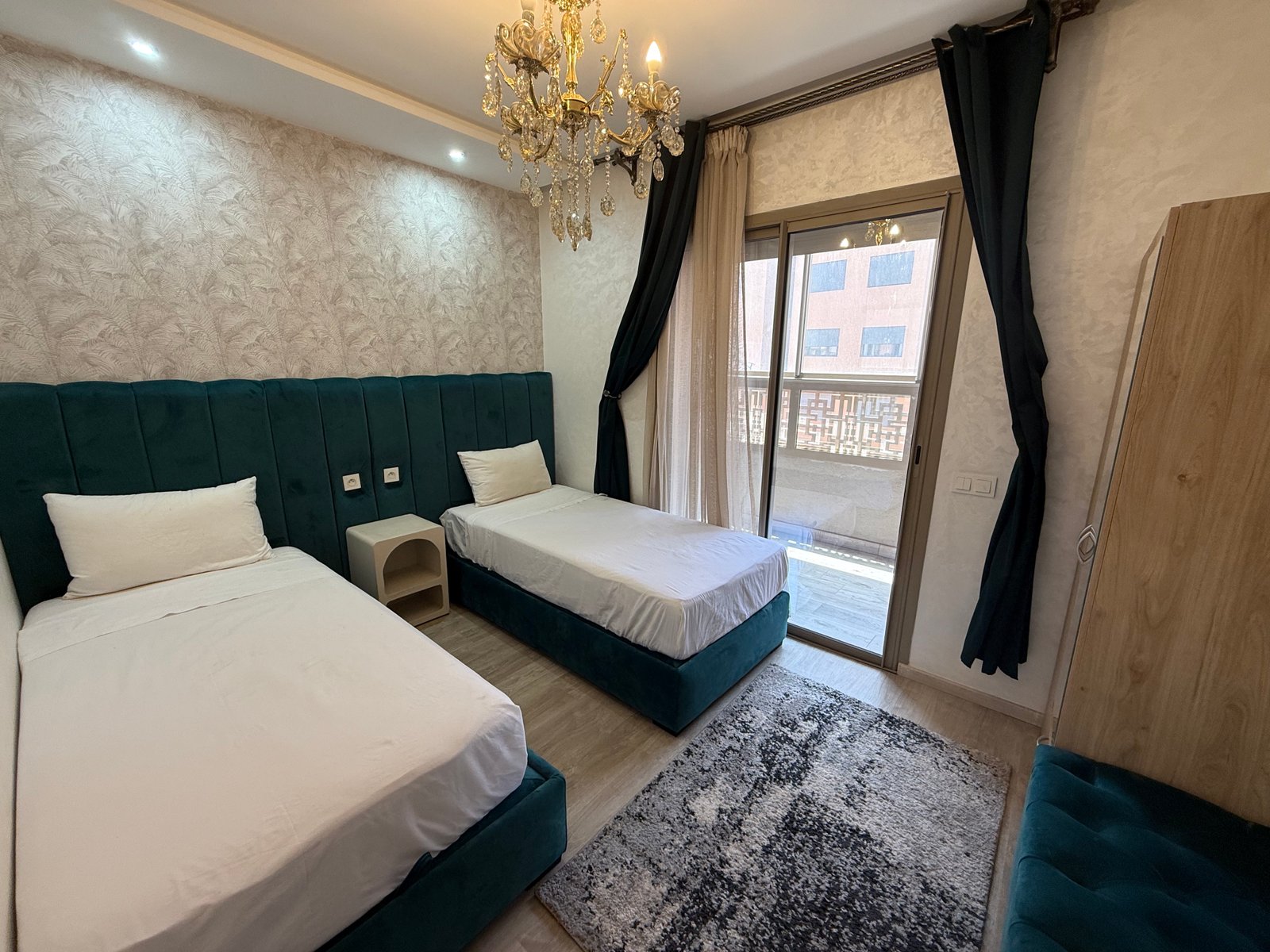 Agréable deux chambres avec piscine  - Image 4