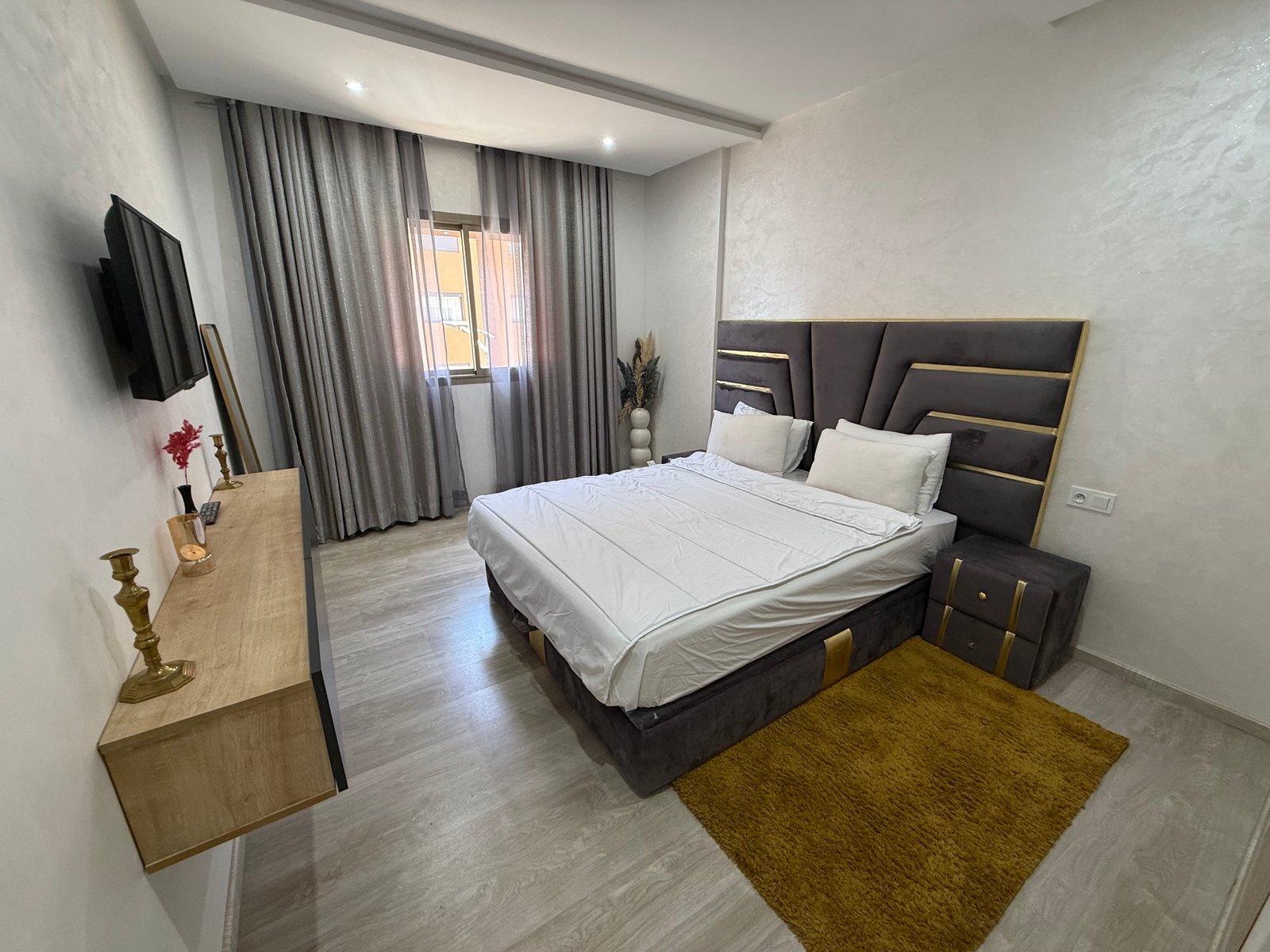 Agréable deux chambres avec piscine  - Image 6