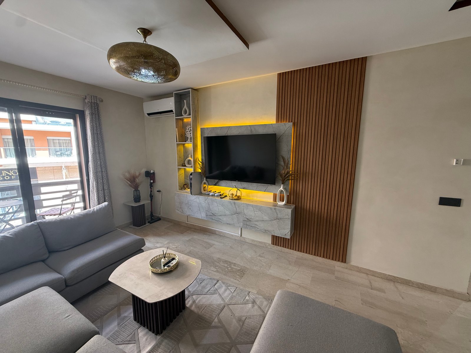 Agréable appartement 2 chambres | Hivernage - Image 1